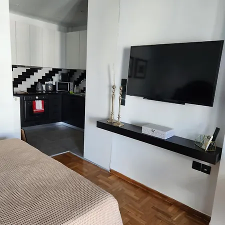 Διαμέρισμα Bachelor Penthouse With Roof Garden Access, 15 M Walk To Acropolis *