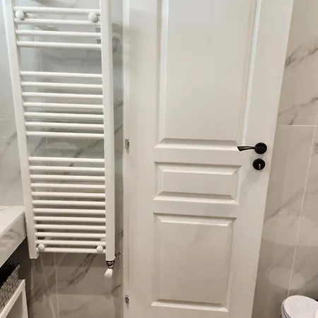Διαμέρισμα Bachelor Penthouse With Roof Garden Access, 15 M Walk To Acropolis *