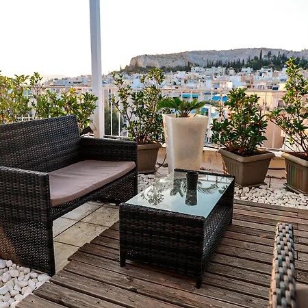 Διαμέρισμα Bachelor Penthouse With Roof Garden Access, 15 M Walk To Acropolis