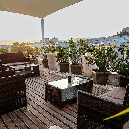 Διαμέρισμα Bachelor Penthouse With Roof Garden Access, 15 M Walk To Acropolis *